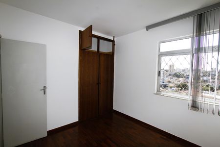 Apartamento à venda com 93m², 3 quartos e 1 vagaQuarto 2