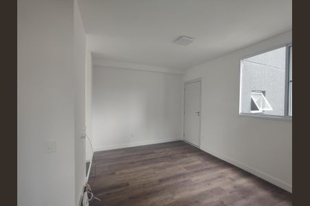 Sala de apartamento para alugar com 2 quartos, 44m² em Colonial, Contagem