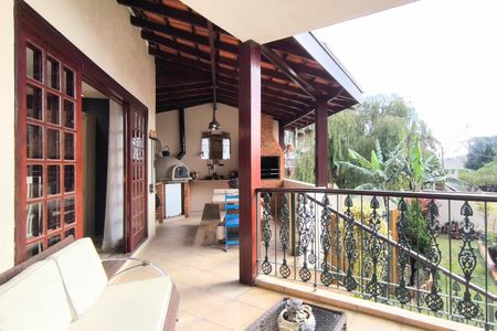 Casa de condomínio à venda com 311m², 4 quartos e 6 vagas Casa de condomínio à venda com 311m², 4 quartos e 6 vagasVaranda gourmet