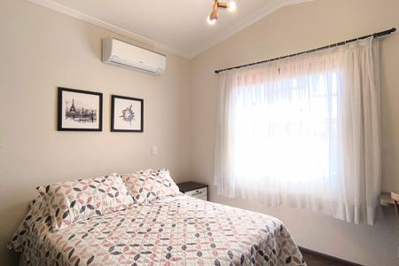 Casa de condomínio à venda com 311m², 4 quartos e 6 vagas Casa de condomínio à venda com 311m², 4 quartos e 6 vagasQuarto 1