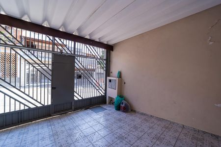 Garagem de casa à venda com 2 quartos, 80m² em Cangaiba, São Paulo