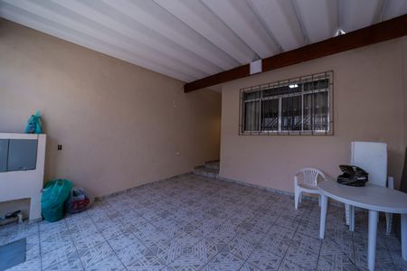 Garagem de casa à venda com 2 quartos, 80m² em Cangaiba, São Paulo