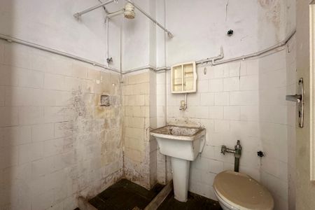 Banheiro de kitnet/studio à venda com 1 quarto, 24m² em Centro, Rio de Janeiro