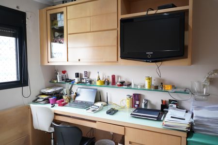 Apartamento à venda com 139m², 2 quartos e 4 vagasSuíte 2