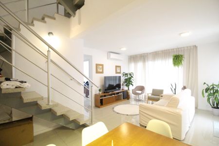 Sala de apartamento para alugar com 4 quartos, 250m² em Jacarepaguá, Rio de Janeiro