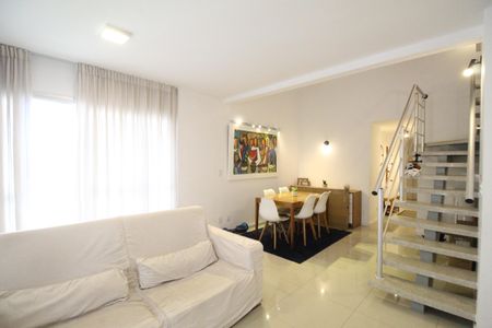 Apartamento para alugar com 250m², 4 quartos e 1 vagaSala