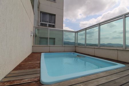 Apartamento para alugar com 250m², 4 quartos e 1 vagaTerraço - Piscina
