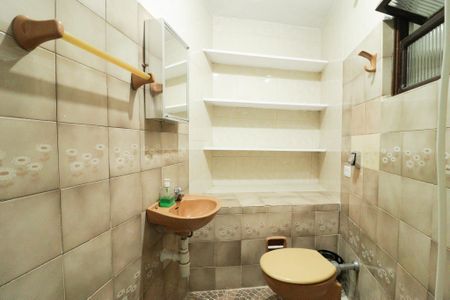 Casa à venda com 150m², 3 quartos e 2 vagasBanheiro de Serviço