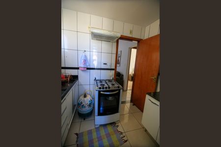 Apartamento à venda com 120m², 2 quartos e 2 vagasCozinha