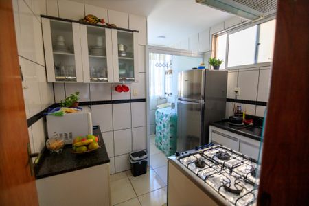 Apartamento à venda com 120m², 2 quartos e 2 vagasCozinha