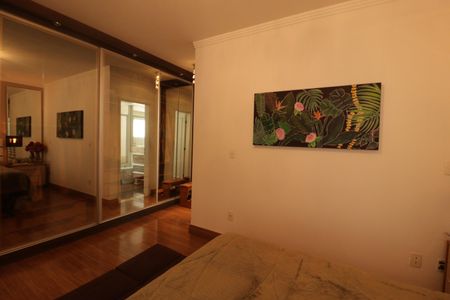 Apartamento à venda com 157m², 3 quartos e 3 vagasSuíte