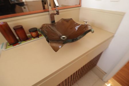 Apartamento à venda com 157m², 3 quartos e 3 vagasBanheiro Social