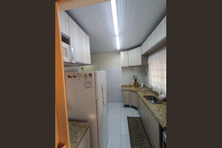 Cozinha de casa à venda com 3 quartos, 110m² em Olaria, Canoas