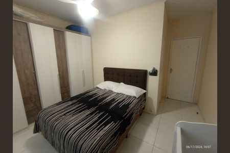 Quarto de casa à venda com 3 quartos, 110m² em Olaria, Canoas