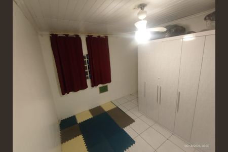 Casa à venda com 110m², 3 quartos e 2 vagas Casa à venda com 110m², 3 quartos e 2 vagasQuarto