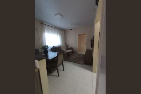 Sala de casa à venda com 3 quartos, 110m² em Olaria, Canoas