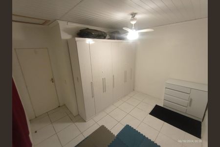 Casa à venda com 110m², 3 quartos e 2 vagas Casa à venda com 110m², 3 quartos e 2 vagasQuarto