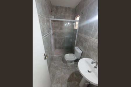 Casa à venda com 110m², 3 quartos e 2 vagas Casa à venda com 110m², 3 quartos e 2 vagasBanheiro