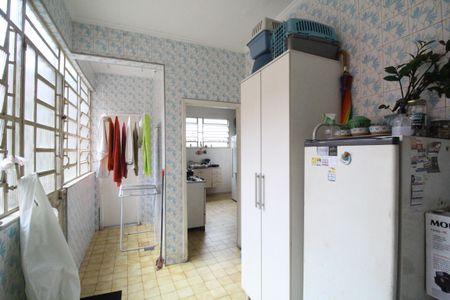 Casa à venda com 250m², 2 quartos e 3 vagasÁrea de serviço