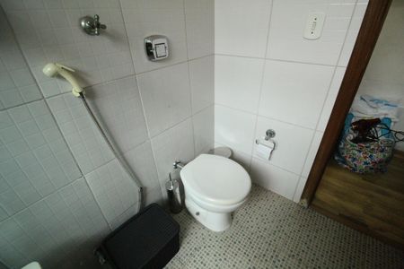 Casa à venda com 250m², 2 quartos e 3 vagasBanheiro