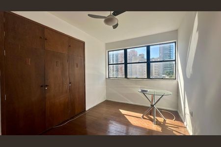 Apartamento à venda com 190m², 4 quartos e 1 vagaQuarto 3