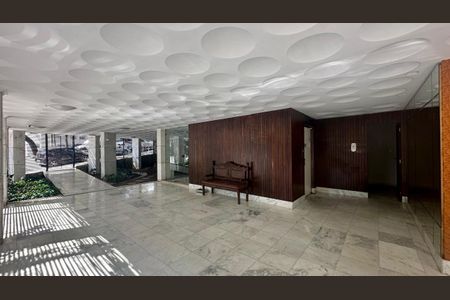 Apartamento à venda com 190m², 4 quartos e 1 vagaHall social