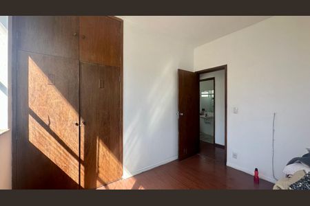 Apartamento à venda com 190m², 4 quartos e 1 vagaQuarto 2