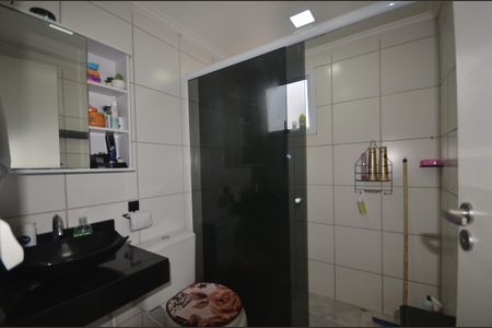 Apartamento para alugar com 45m², 2 quartos e 2 vagasBanheiro