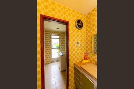 Casa à venda com 190m², 3 quartos e 2 vagasBanheiro de Serviço