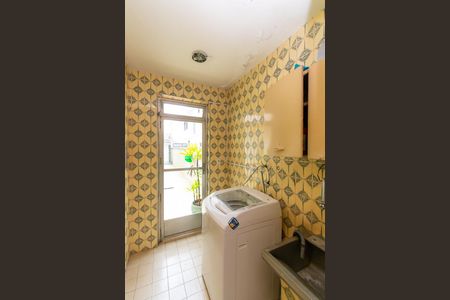 Casa à venda com 190m², 3 quartos e 2 vagasÁrea de Serviço