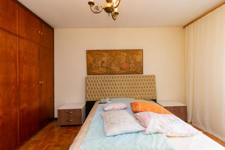 Casa à venda com 190m², 3 quartos e 2 vagasSuíte