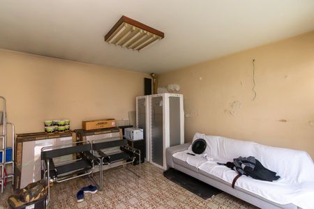 Casa à venda com 190m², 3 quartos e 2 vagasQuarto de Serviço