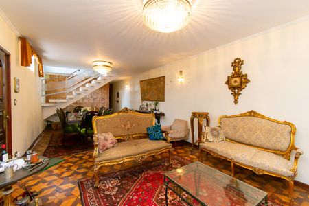 Casa à venda com 190m², 3 quartos e 2 vagasSala