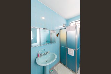 Casa à venda com 190m², 3 quartos e 2 vagasBanheiro Social