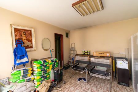 Casa à venda com 190m², 3 quartos e 2 vagasQuarto de Serviço
