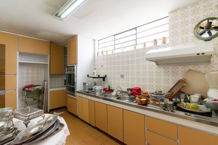 Casa à venda com 190m², 3 quartos e 2 vagasCozinha