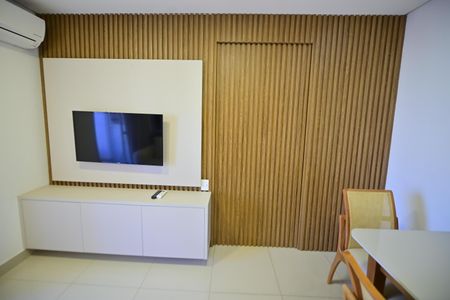 Sala de apartamento para alugar com 1 quarto, 42m² em Setor Bueno, Goiânia