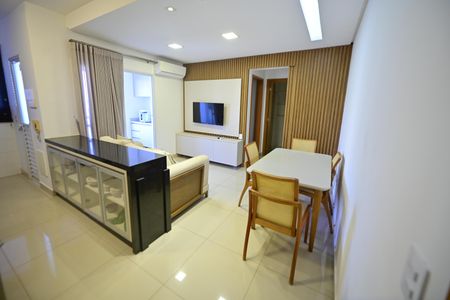 Sala de apartamento para alugar com 1 quarto, 42m² em Setor Bueno, Goiânia