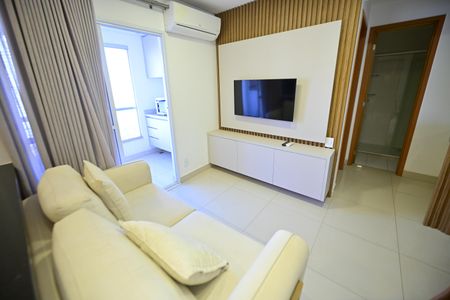 Sala de apartamento para alugar com 1 quarto, 42m² em Setor Bueno, Goiânia