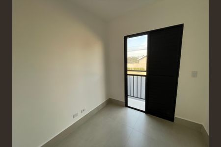 Quarto 2 de casa de condomínio para alugar com 3 quartos, 77m² em Jardim Ipes, Cotia