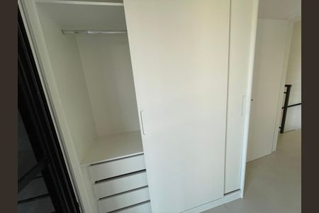 Quarto 1 de casa de condomínio para alugar com 3 quartos, 77m² em Jardim Ipes, Cotia