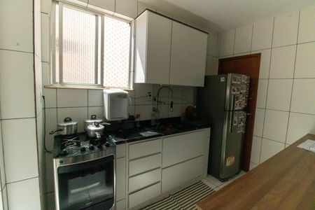 Apartamento à venda com 98m², 2 quartos e 1 vagaCozinha