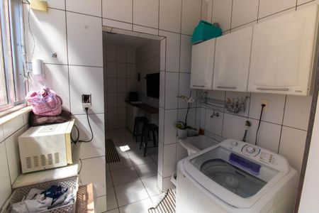 Apartamento à venda com 98m², 2 quartos e 1 vagaÁrea de Serviço