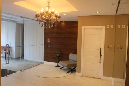 Apartamento à venda com 106m², 3 quartos e 3 vagasHall social