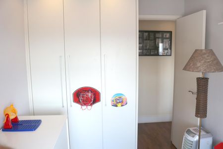 Apartamento à venda com 106m², 3 quartos e 3 vagasQuarto 2