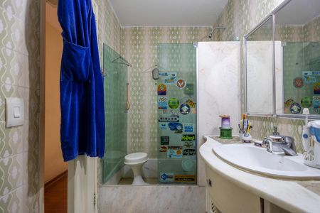 Apartamento à venda com 164m², 4 quartos e 3 vagasBanheiro