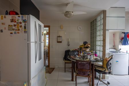 Apartamento à venda com 164m², 4 quartos e 3 vagasCozinha