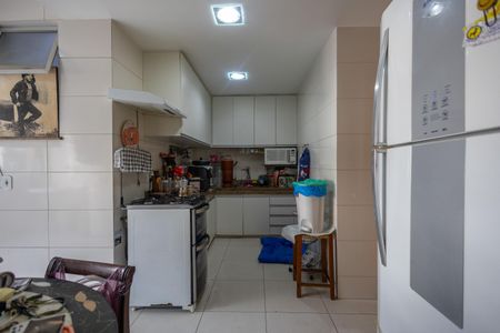 Apartamento à venda com 164m², 4 quartos e 3 vagasCozinha