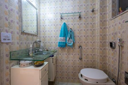 Apartamento à venda com 164m², 4 quartos e 3 vagasBanheiro Suite