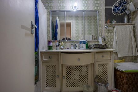 Apartamento à venda com 164m², 4 quartos e 3 vagasBanheiro